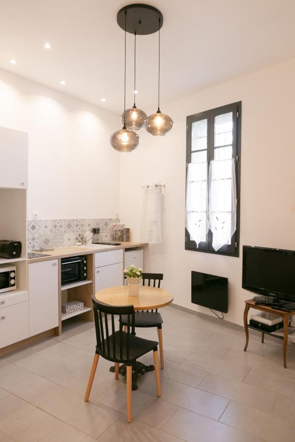 Studio Vaucluse Clovis LʼIsle-sur-la-Sorgue المظهر الخارجي الصورة